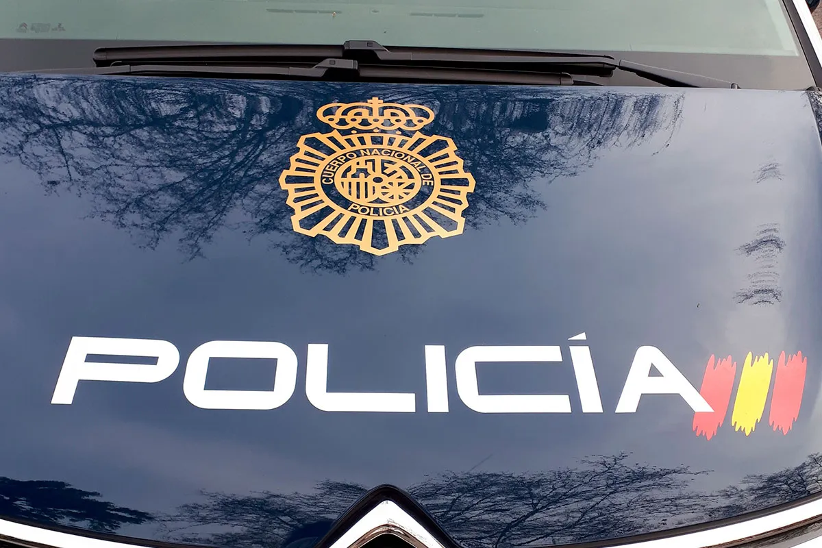 Arrestado un varón con tres kilos de sustancias estupefacientes que llevaba bajo el asiento de su vehículo