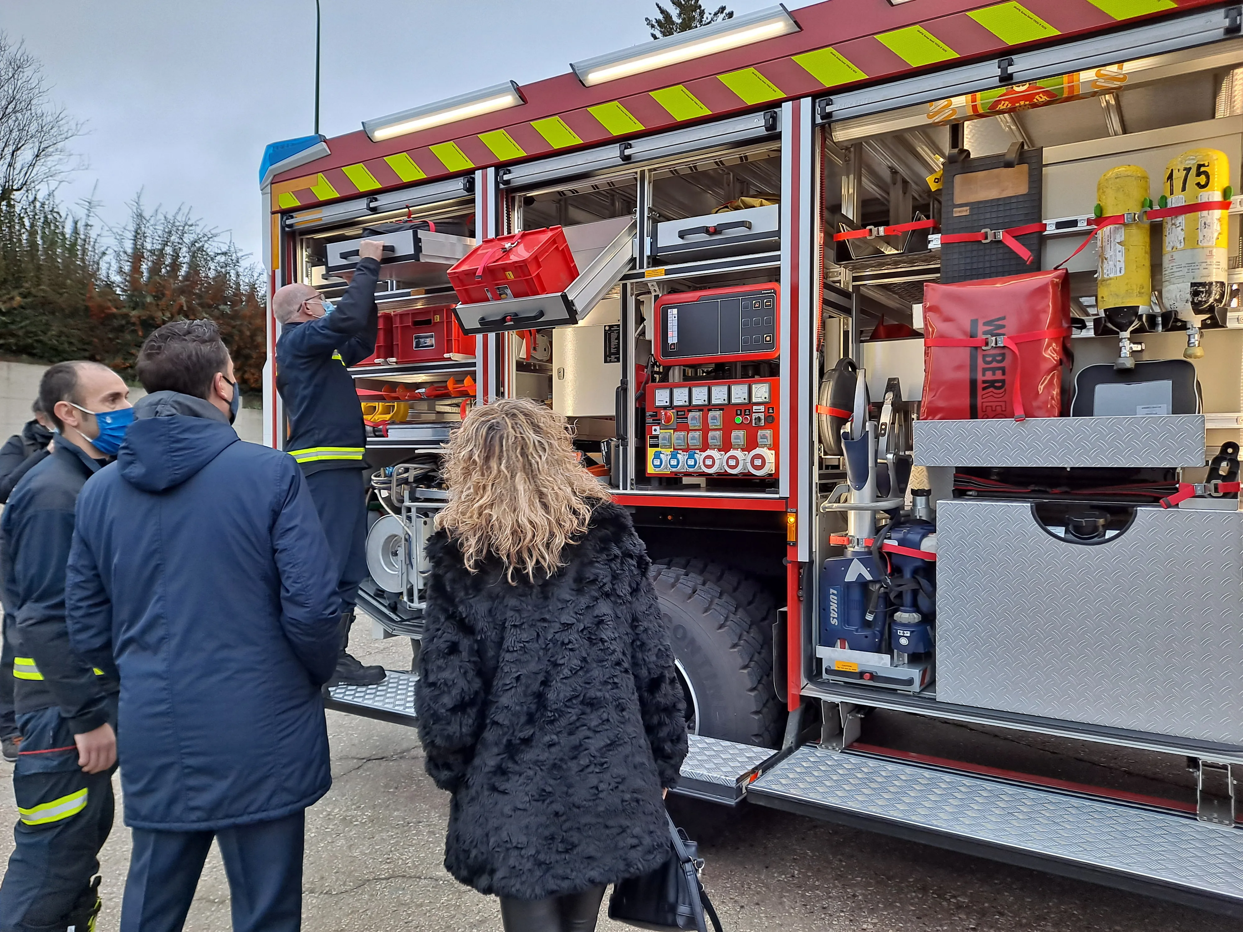 El Parque de Bomberos de Burgos recibe un nuevo vehículo de rescate y hace balance del año