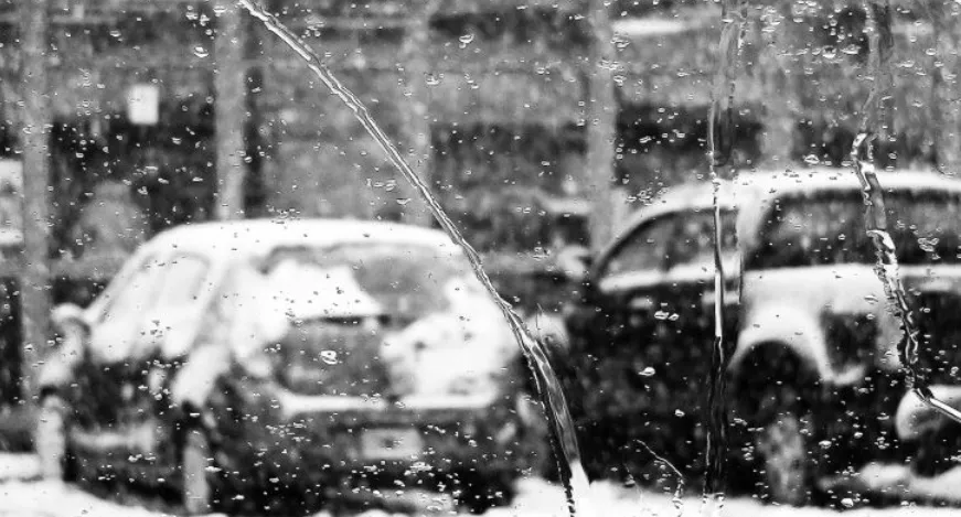 ¿Cómo conducir con hielo y nieve? Consejos para hacerlo de forma segura