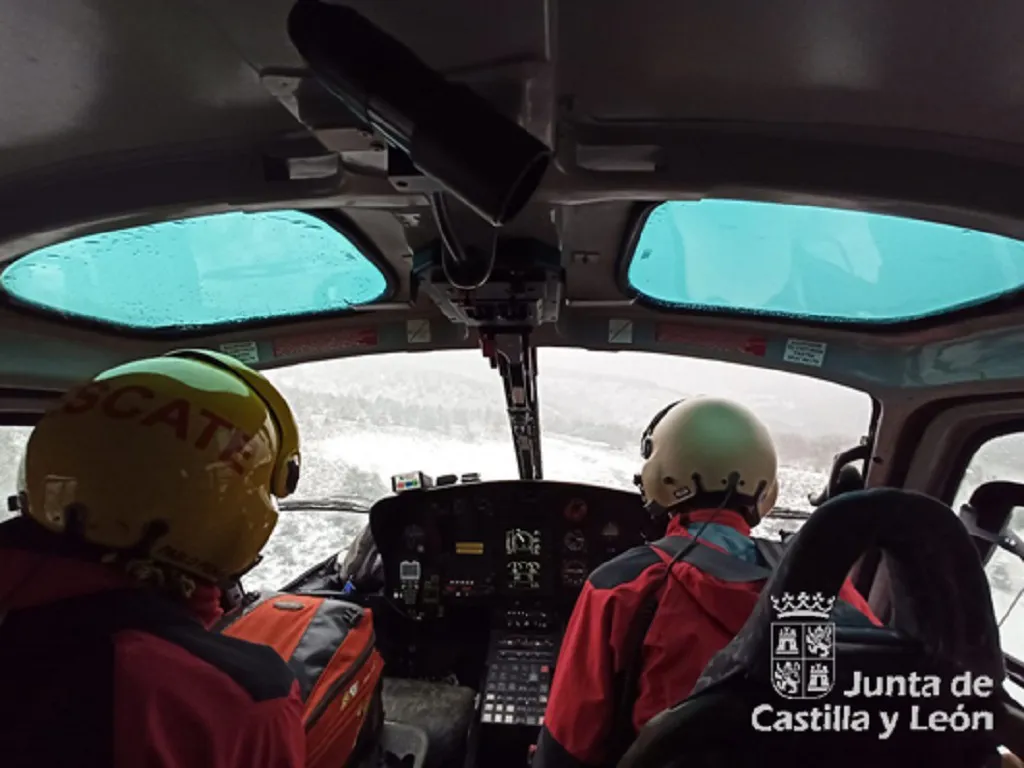 Final feliz para el angustioso rescate de cinco montañeros en el Pico Mencilla