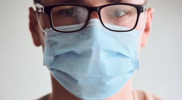 ¿Productos antivaho para gafas que duran todo el día?