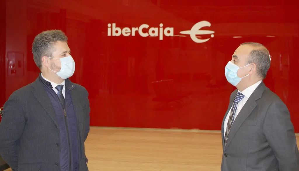 Ibercaja renueva su acuerdo de colaboración con la Asociación de Empresarios del Polígono de Villalonquéjar