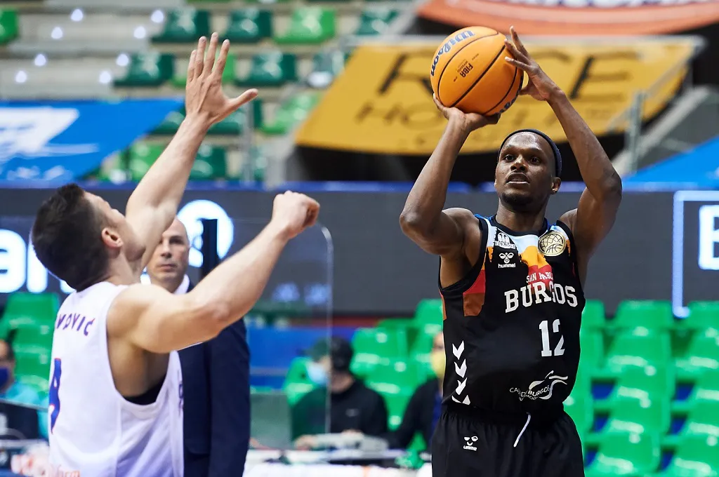 El San Pablo Burgos saca billete para la Final 8 de la BCL tras superar a Igokea (83-71)