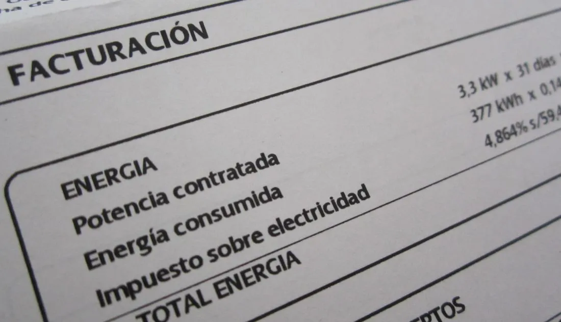 Economía y Empresa Burgos: La factura de la luz subió casi 11 euros en marzo respecto al mismo mes del año pasado, según Facua