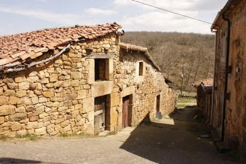 La Fundación Cajaviva Caja Rural concede a Baudilio Fernández el II Premio Félix y Félix