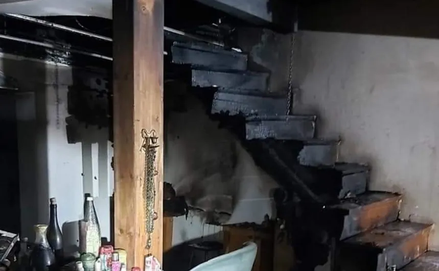 Atendida una mujer de 57 años en el incendio de una vivienda en Madrigal del Monte