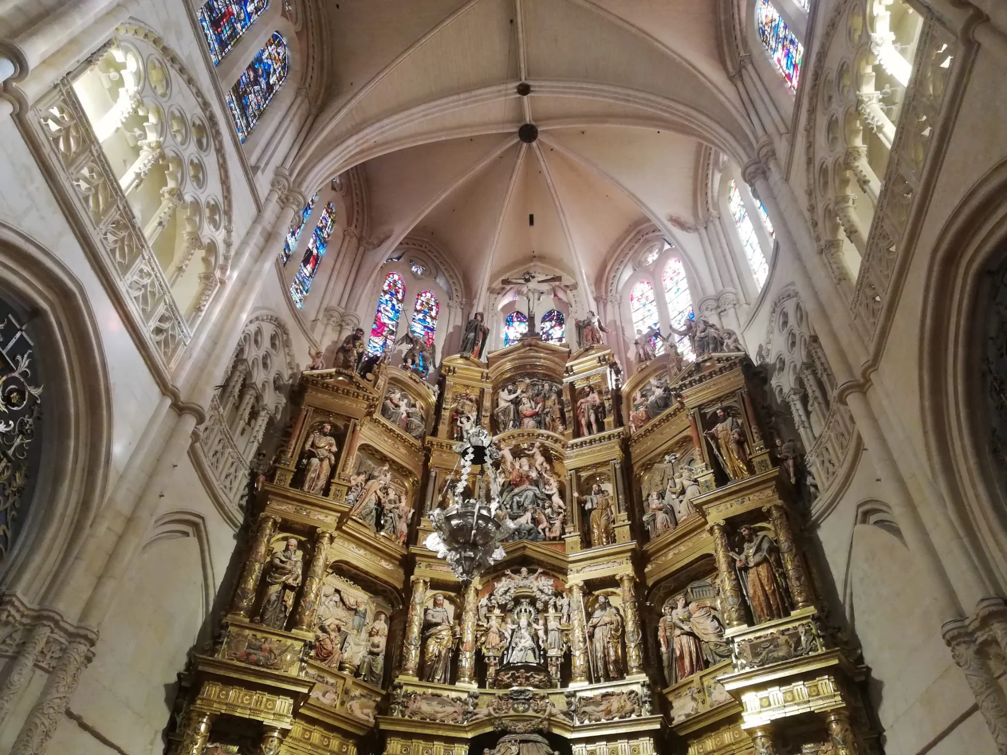 La Catedral de Burgos presenta su nueva Guía Multimedia para visitas en nueve idiomas