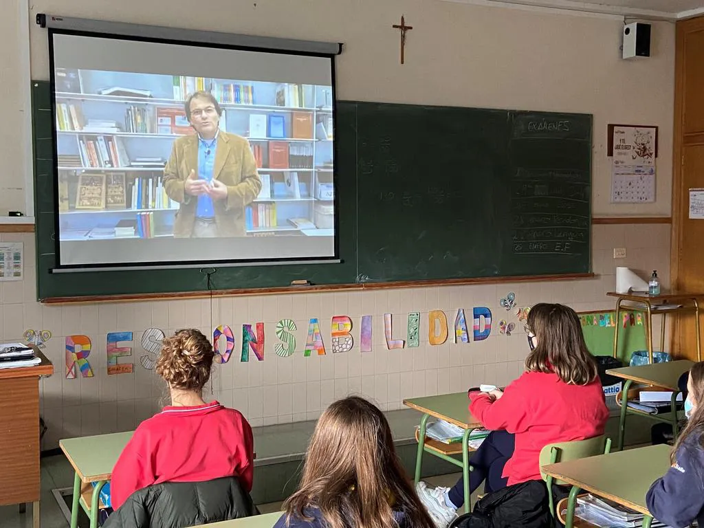 El proyecto educativo Valpuesta en los colegios ha divulgado lo que suponen los documentos de sus Cartularios y los orígenes del español