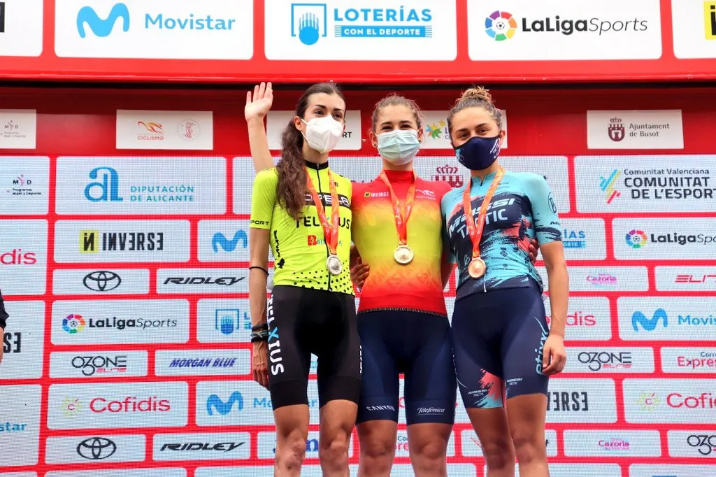 Sara Martín hace doblete en el campeonato de España de ciclismo