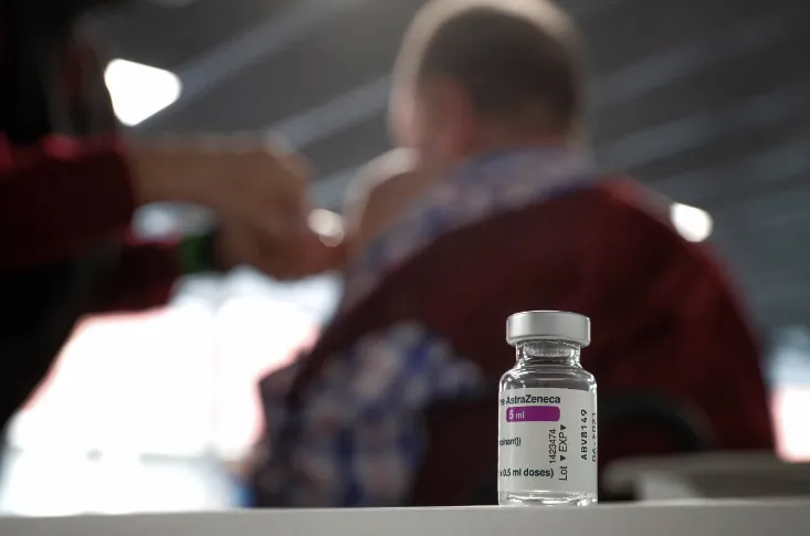 COVID-19 Burgos: Sanidad de Castilla y León quiere adelantar la segunda dosis de AstraZeneca
