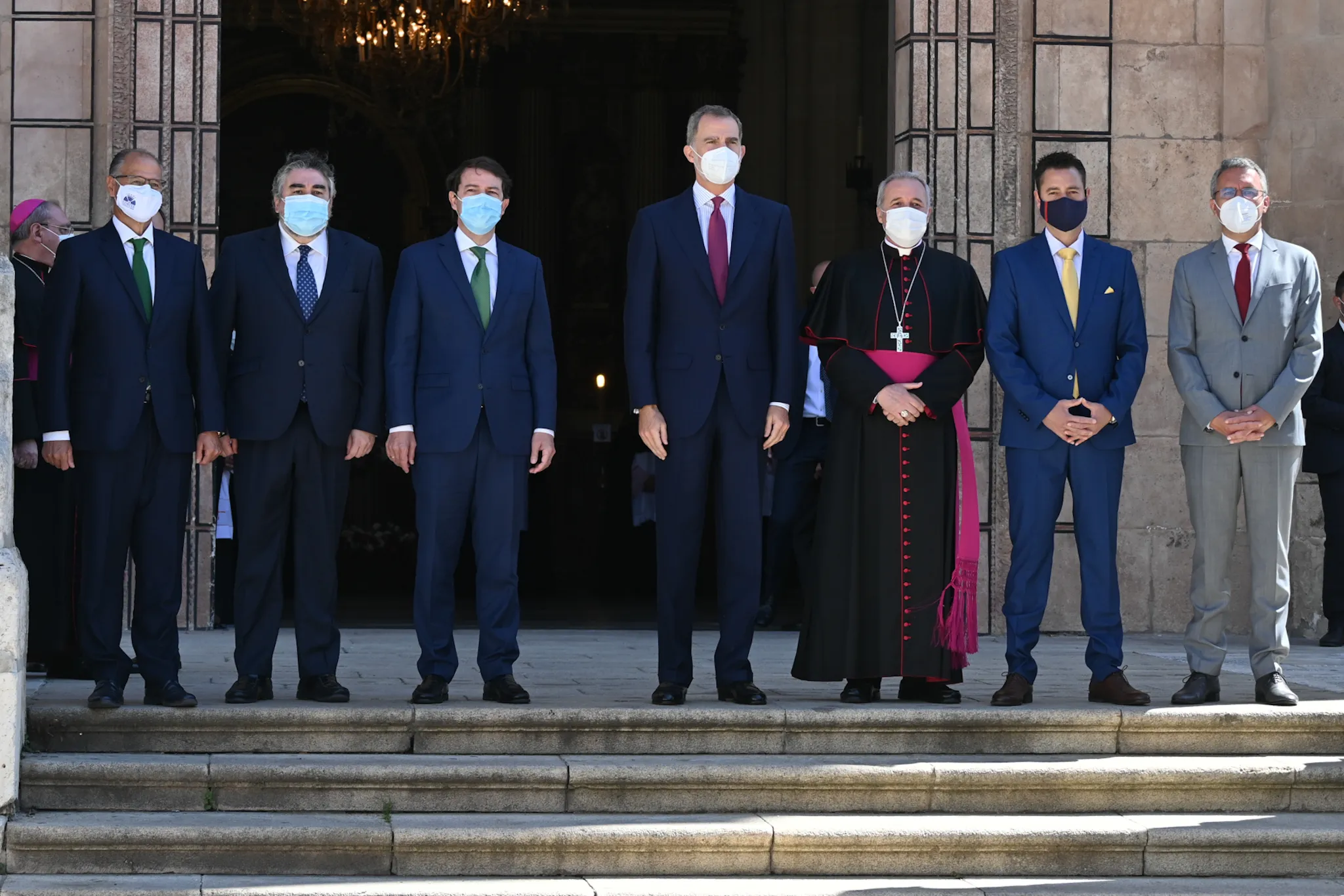El rey Felipe VI inaugura en la Catedral la exposición de Las Edades del Hombre Lux