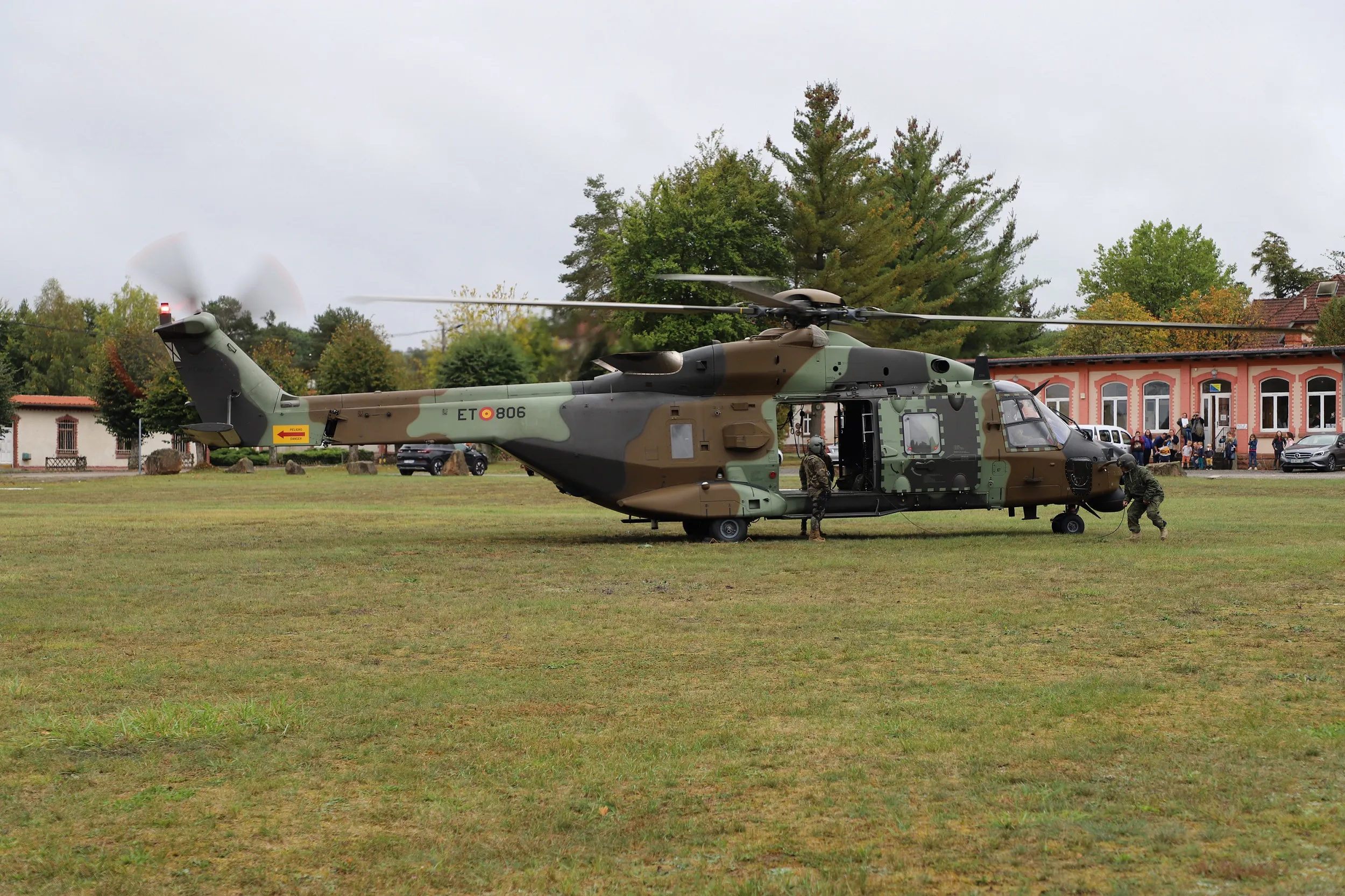 El contingente de helicópteros militares españoles (MASPUHEL) pone rumbo a Malí