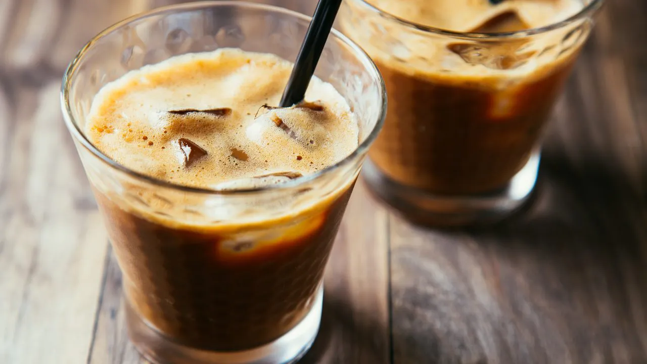 Todo lo que el café frío puede hacer por nosotros en verano