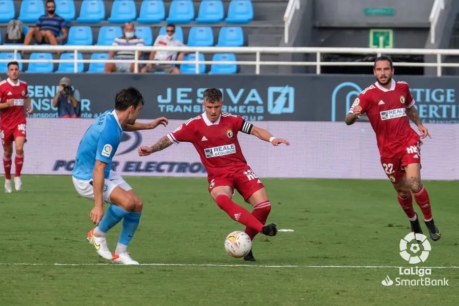 Fútbol Burgos: El Ibiza desnuda al Burgos (2-0)