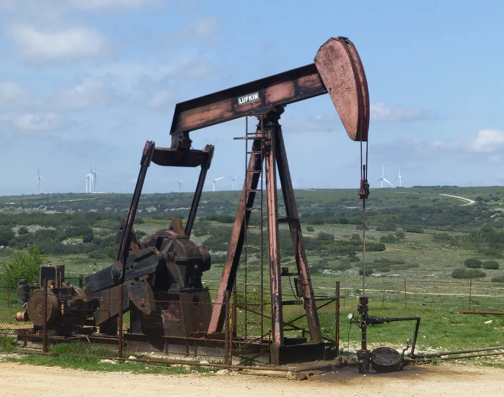 El Campo petrolífero de La Lora entra en la Lista Roja de Patrimonio