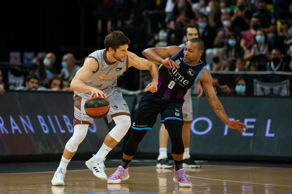 El San Pablo Burgos vuelve a mostrar su peor cara y cae ante Bilbao (87-81)