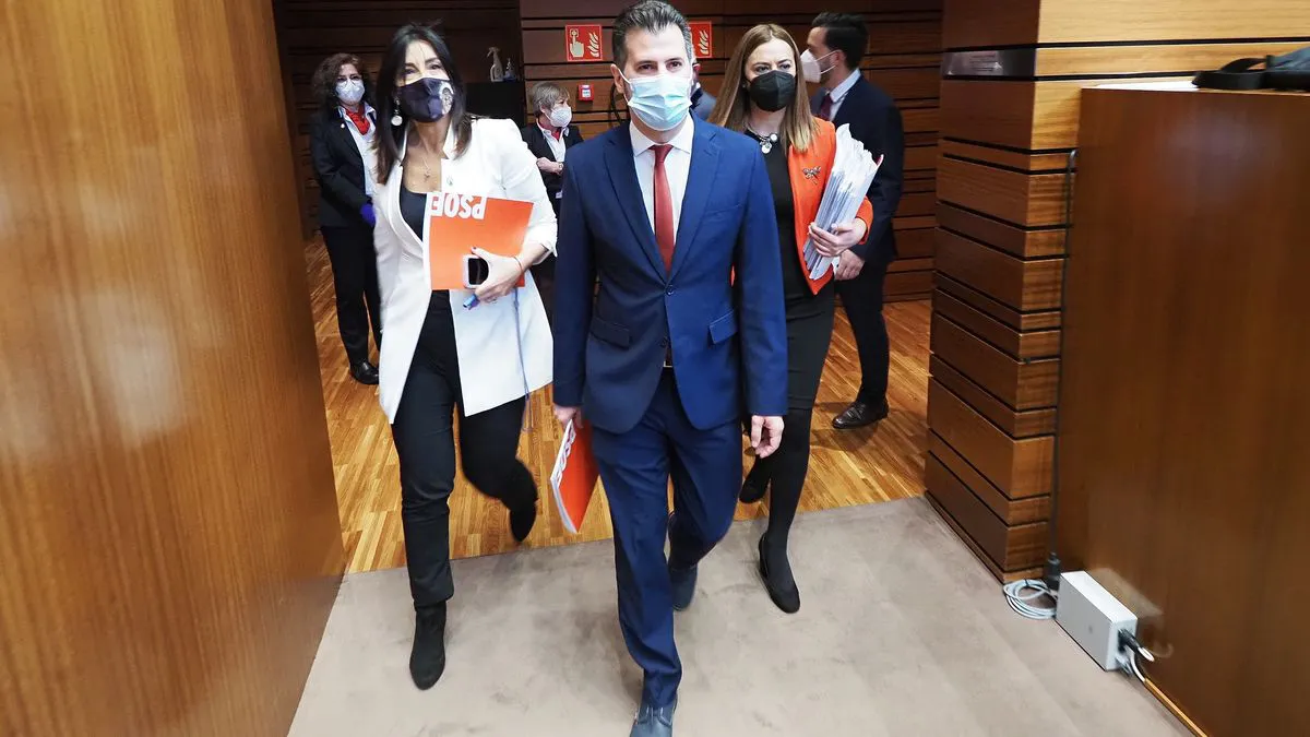 Tudanca pide aprovechar el crecimiento y los fondos europeos para reindustrializar CyL
