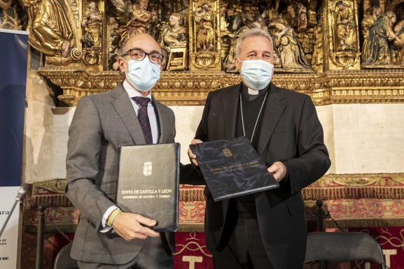 El VIII centenario de la Catedral amplía con tres exposiciones y un concierto su actividad para 2022