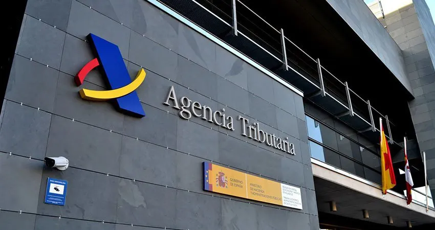 Economía y Empresa Burgos: Los Técnicos de Hacienda proponen descentralizar las nuevas unidades de la AEAT en Castilla y León, Asturias y Galicia
