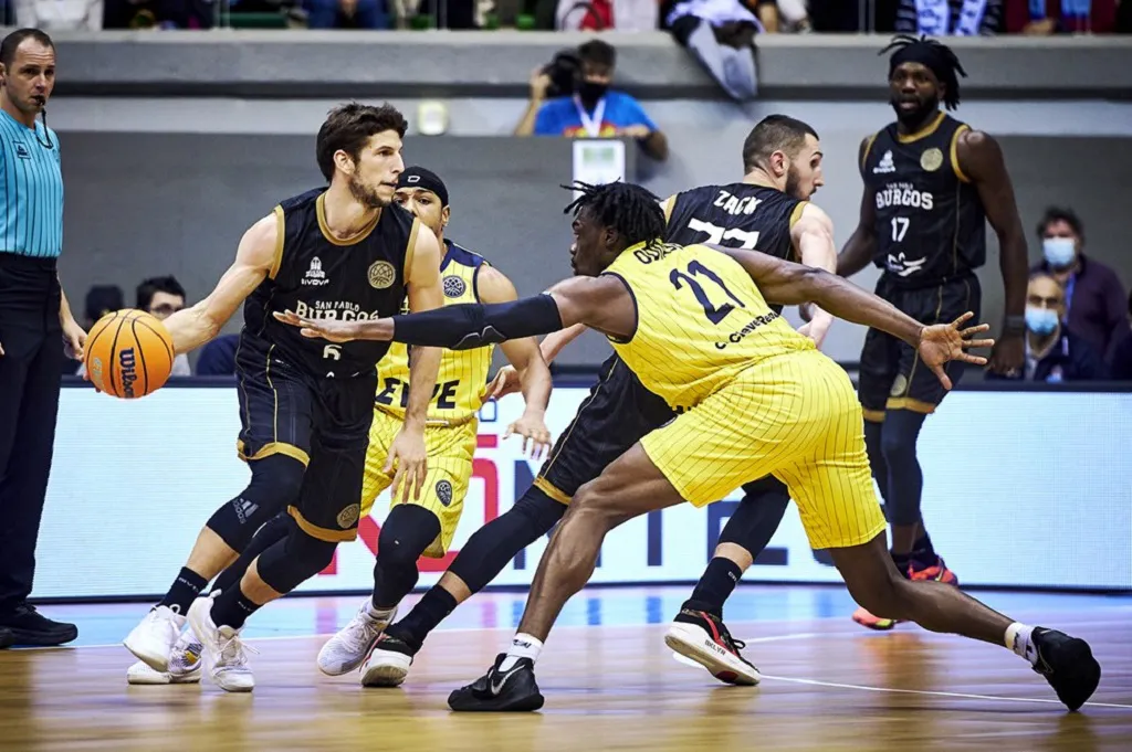 El San Pablo Burgos logra su segundo triunfo europeo a costa del Oldenburg (92-80)