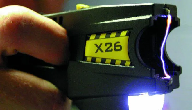 El PCAS-TC solicita al Ayuntamiento de Burgos que celebre el día de los Derechos Humanos deshaciéndose de su pistola Taser