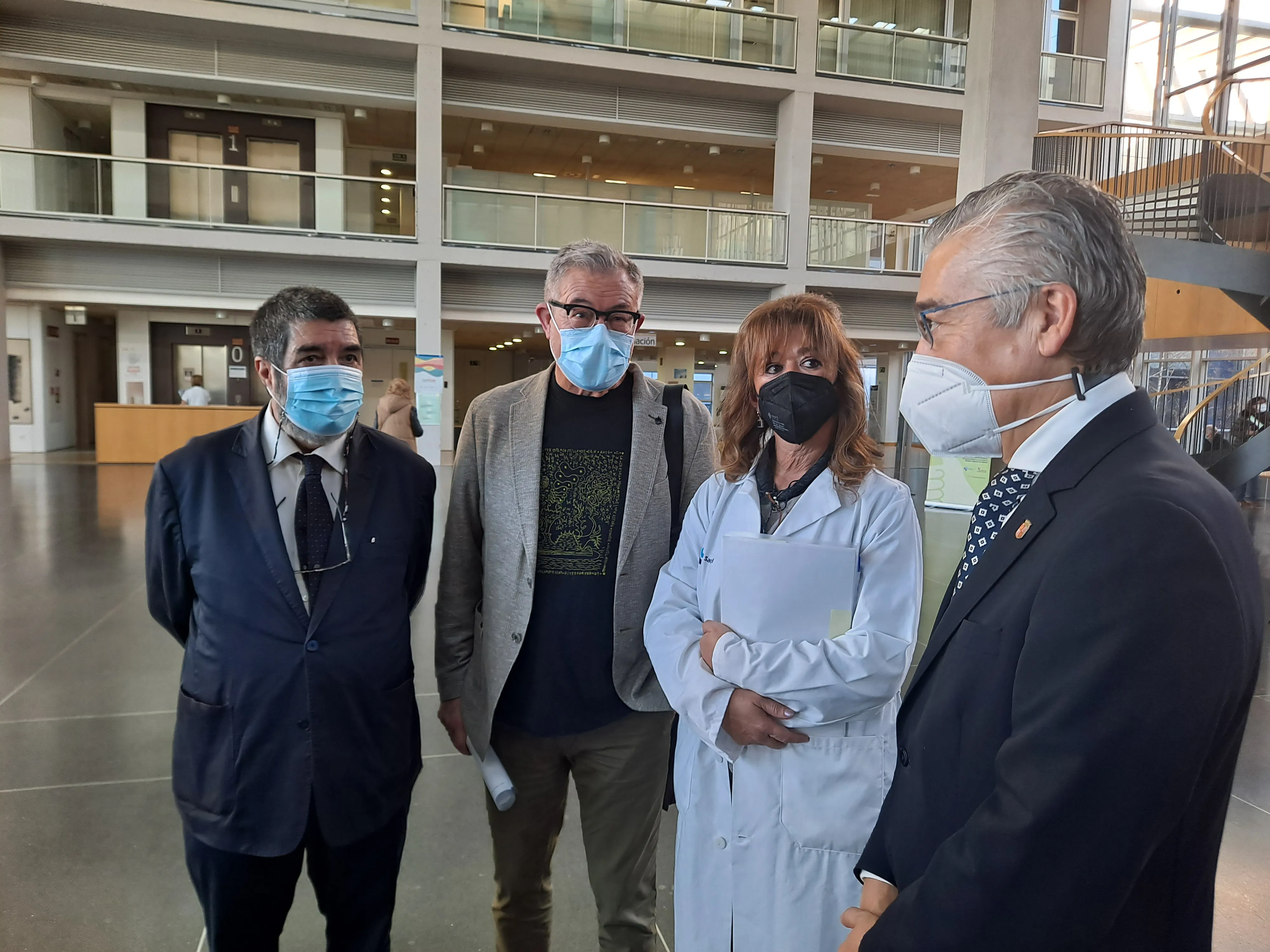La nueva gerente del HUBU se marca de objetivo recuperar el clima social dentro del hospital y la calma