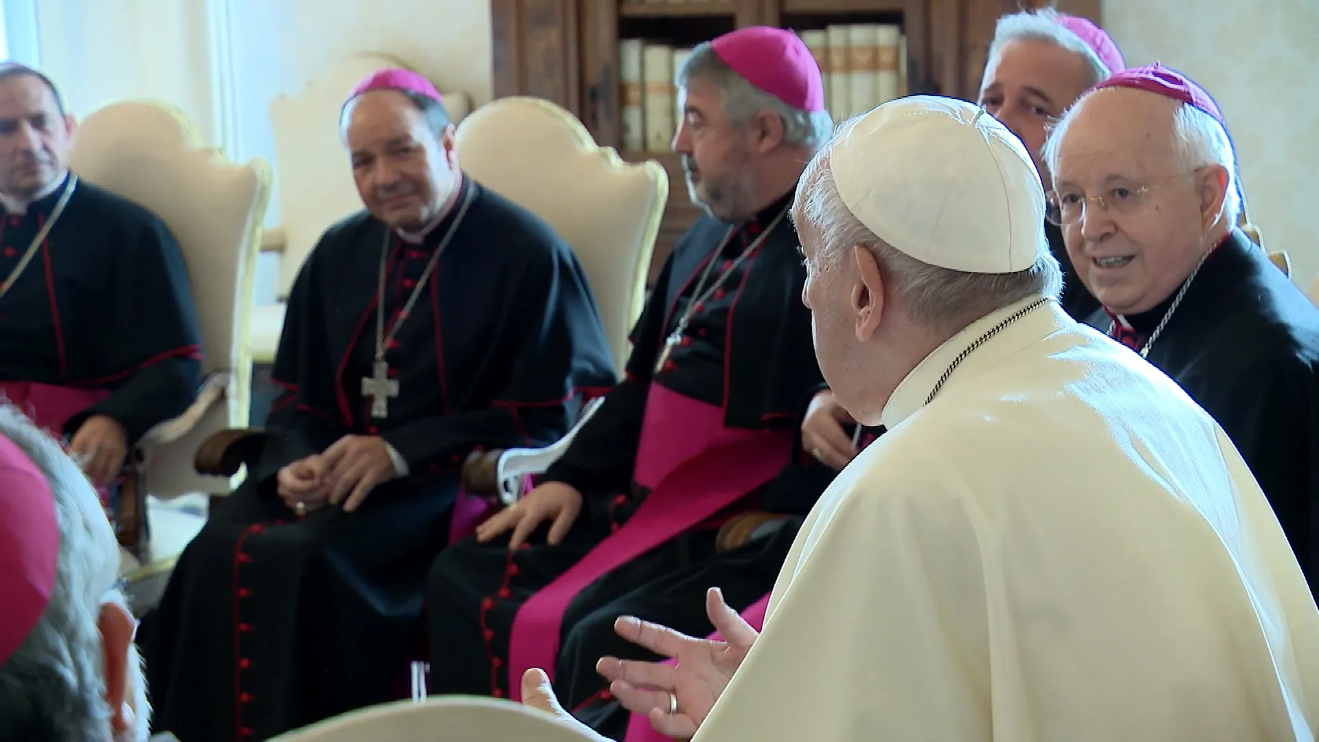 El papa Francisco recibe en audiencia al arzobispo de Burgos