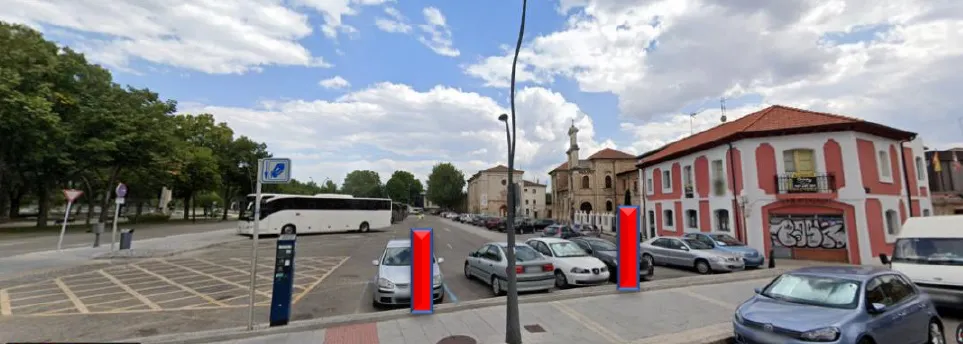 Andando Burgos pide al Ayuntamiento que saque de las aceras los puntos de recarga de los coches eléctricos