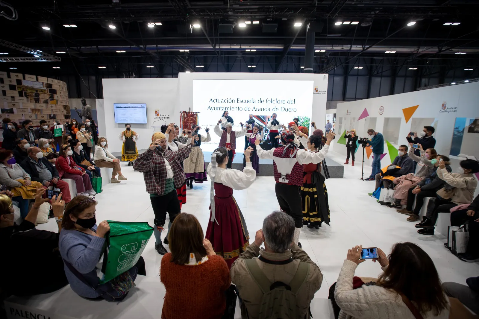 La actividad comercial de Castilla y León en FITUR se incrementa un 30%