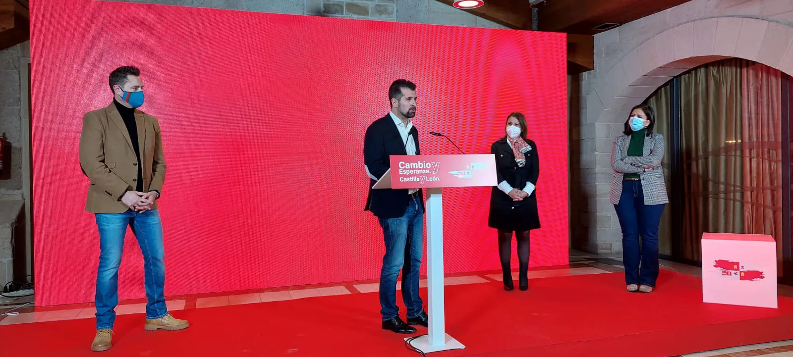Luis Tudanca se muestra seguro del cambio con el 13-F y confía en que los ciudadanos den una lección democrática al PP