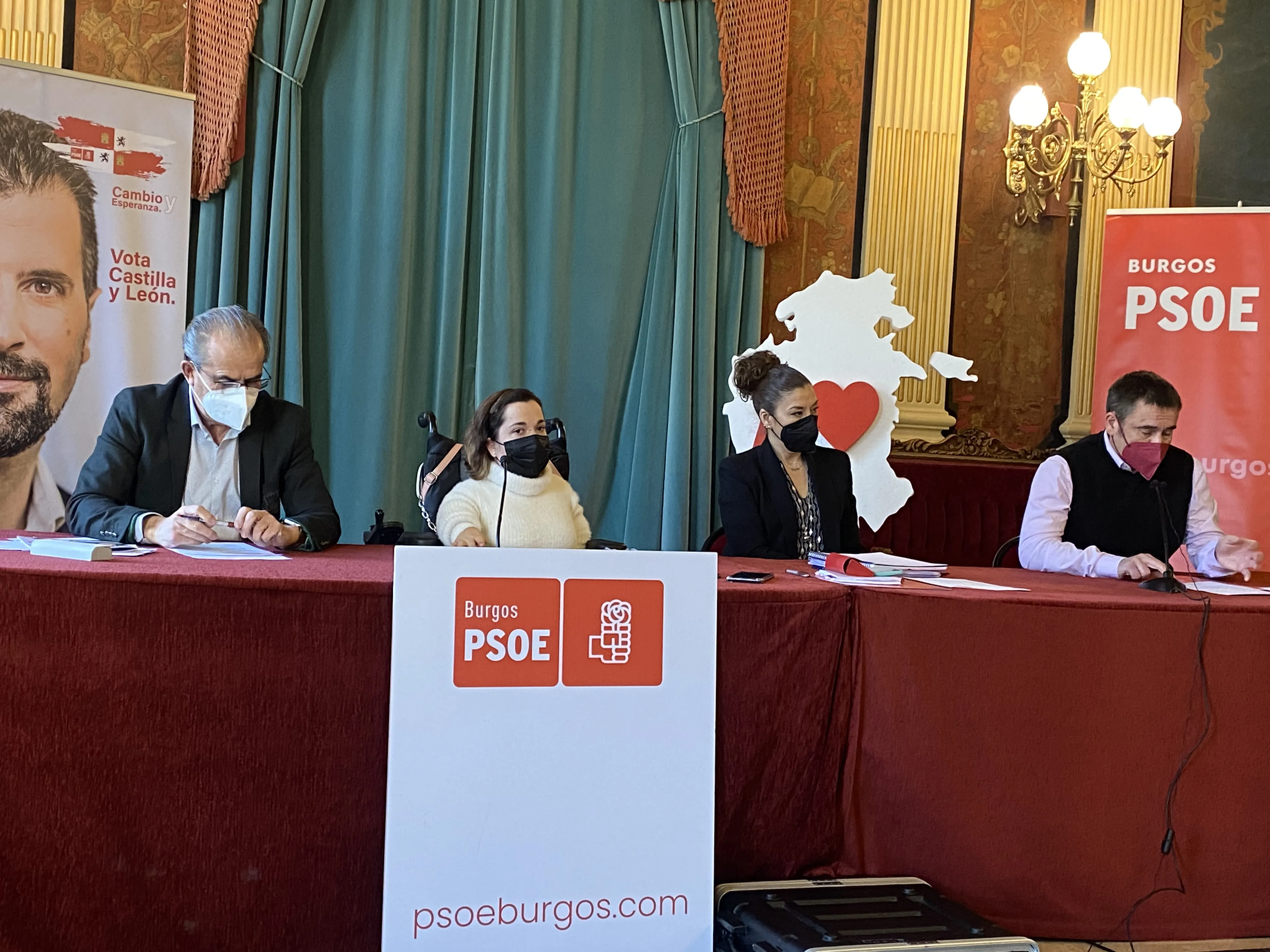 El PSOE se compromete a abrir de manera inmediata todos los consultorios médicos