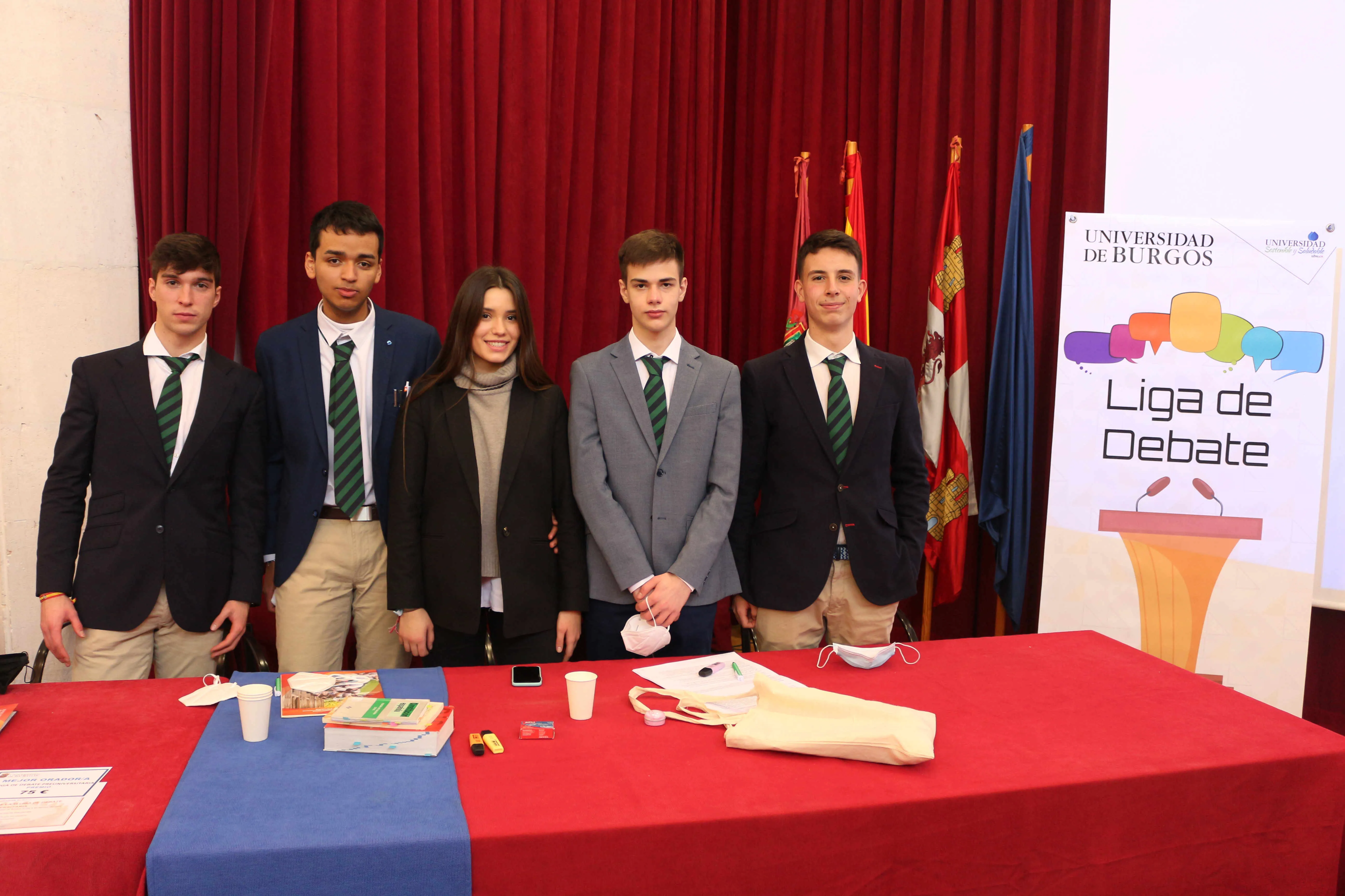 Educación Burgos: Campolara se hace con la victoria en la VI Liga de Debate Preuniversitaria