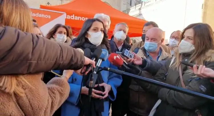 Arrimadas: La mentira de Mañueco para convocar elecciones es más grande que la Catedral de Burgos