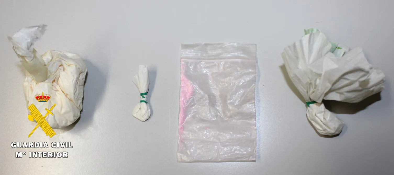 Incautados 60 gramos de speed arrojados por la ventanilla de un vehículo