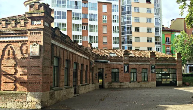 Burgos pide a la Junta de Castilla y León que retome sus competencias en la OMIC, que estaría en riesgo de cerrar