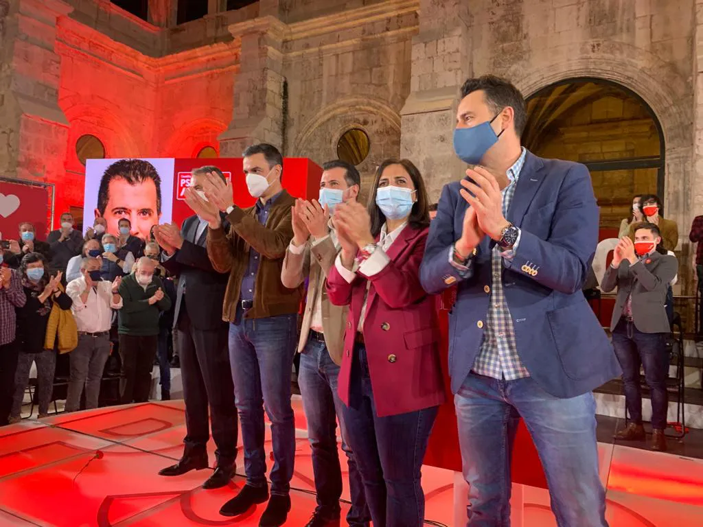 El PSOE cierra con Sánchez y Zapatero campaña electoral en Burgos