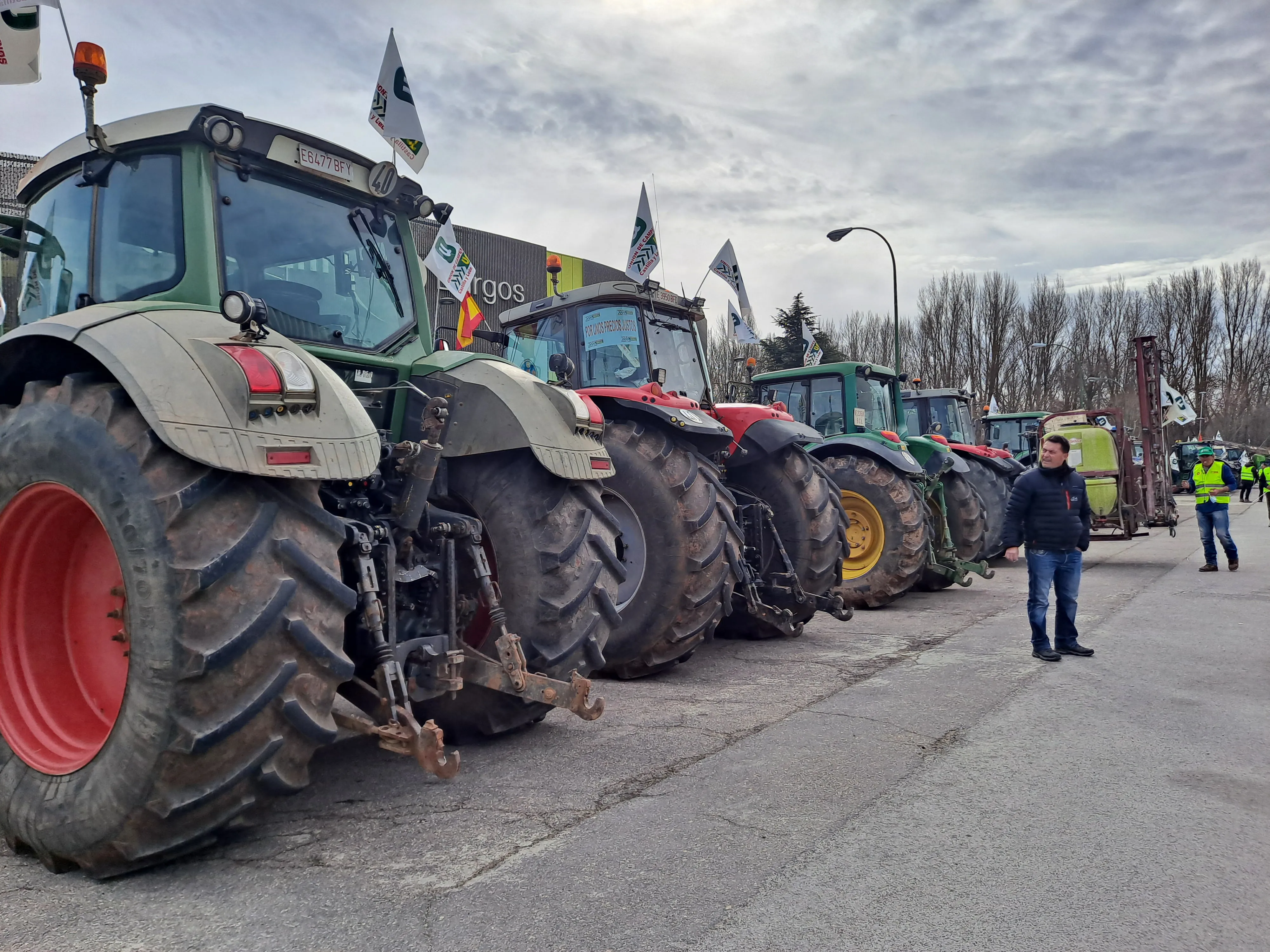 Unión de Campesinos se manifiesta en contra de la situación insostenible del campo burgalés