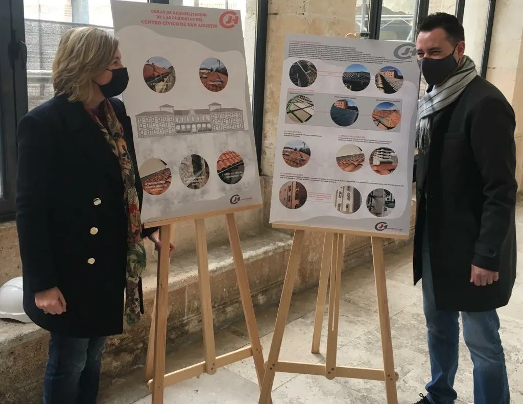 Las obras de la cubierta del Cívico de San Agustín finalizarán antes del plazo previsto