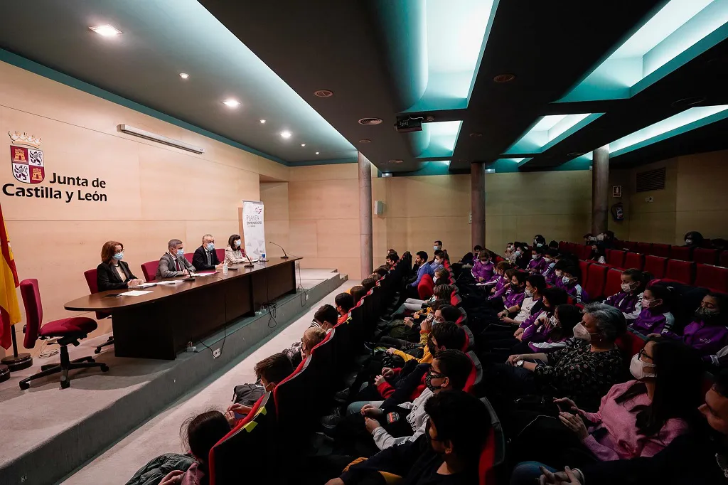 Nueva edición de Planea Emprendedores con 47 centros educativos
