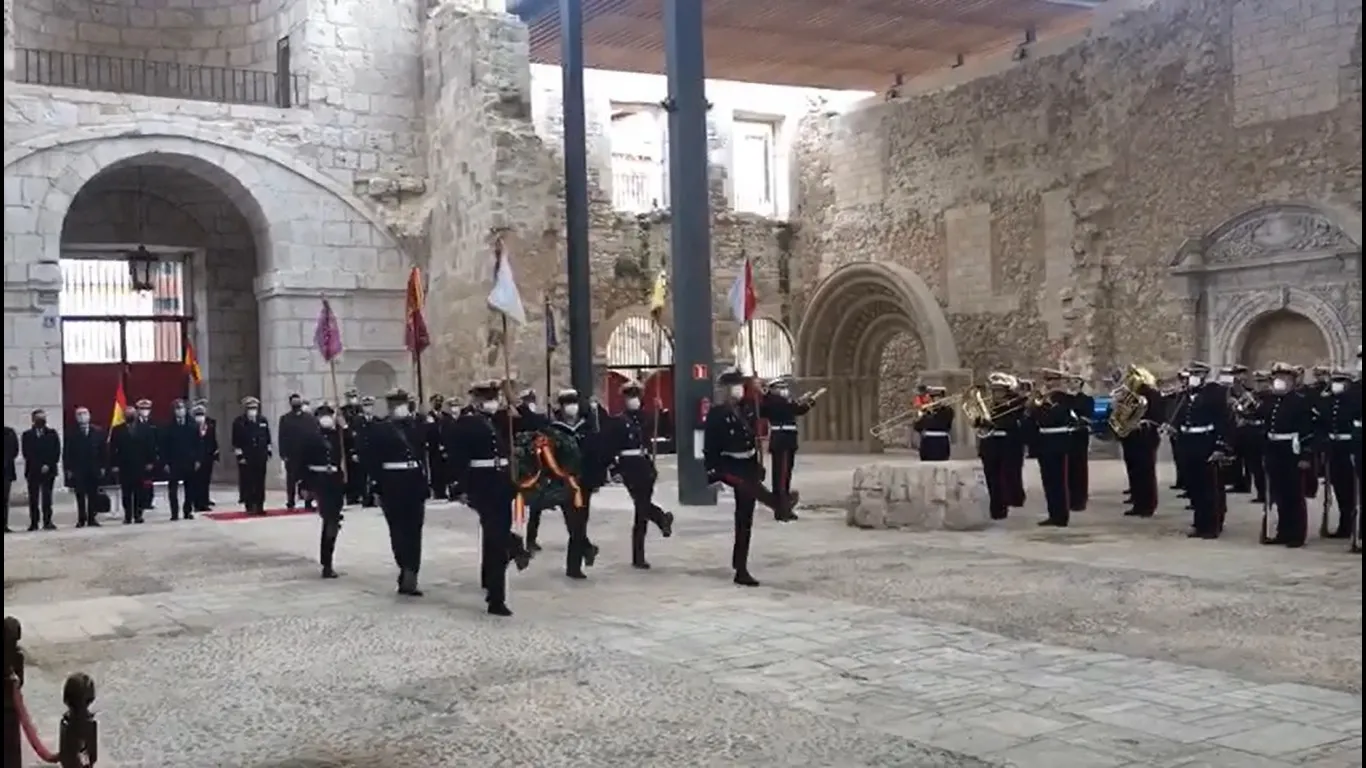 El Monasterio de San Juan acoge el acto militar por los caídos