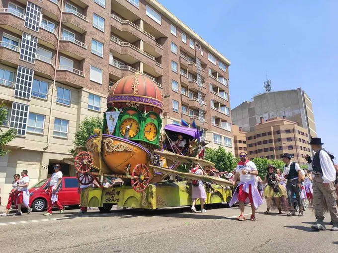 La parálisis de la nueva Gerencia Municipal de Cultura pone en riesgo las carrozas de las Fiestas de San Pedro, según el PP