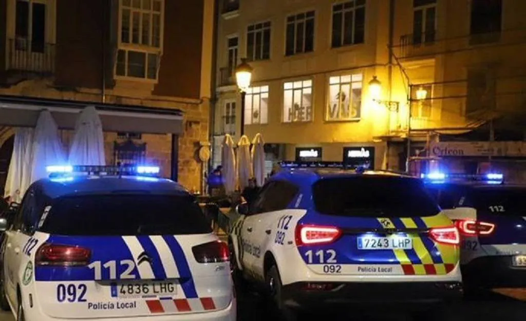 Levantan dos actas de infracción en un bar de la calle San Juan