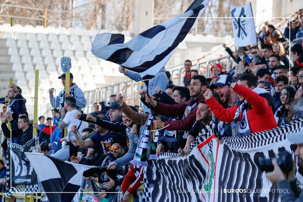 Fútbol Burgos: La Federación de Peñas del Burgos CF y la Fundación Burgos CF organizan el Día Blanquinegro