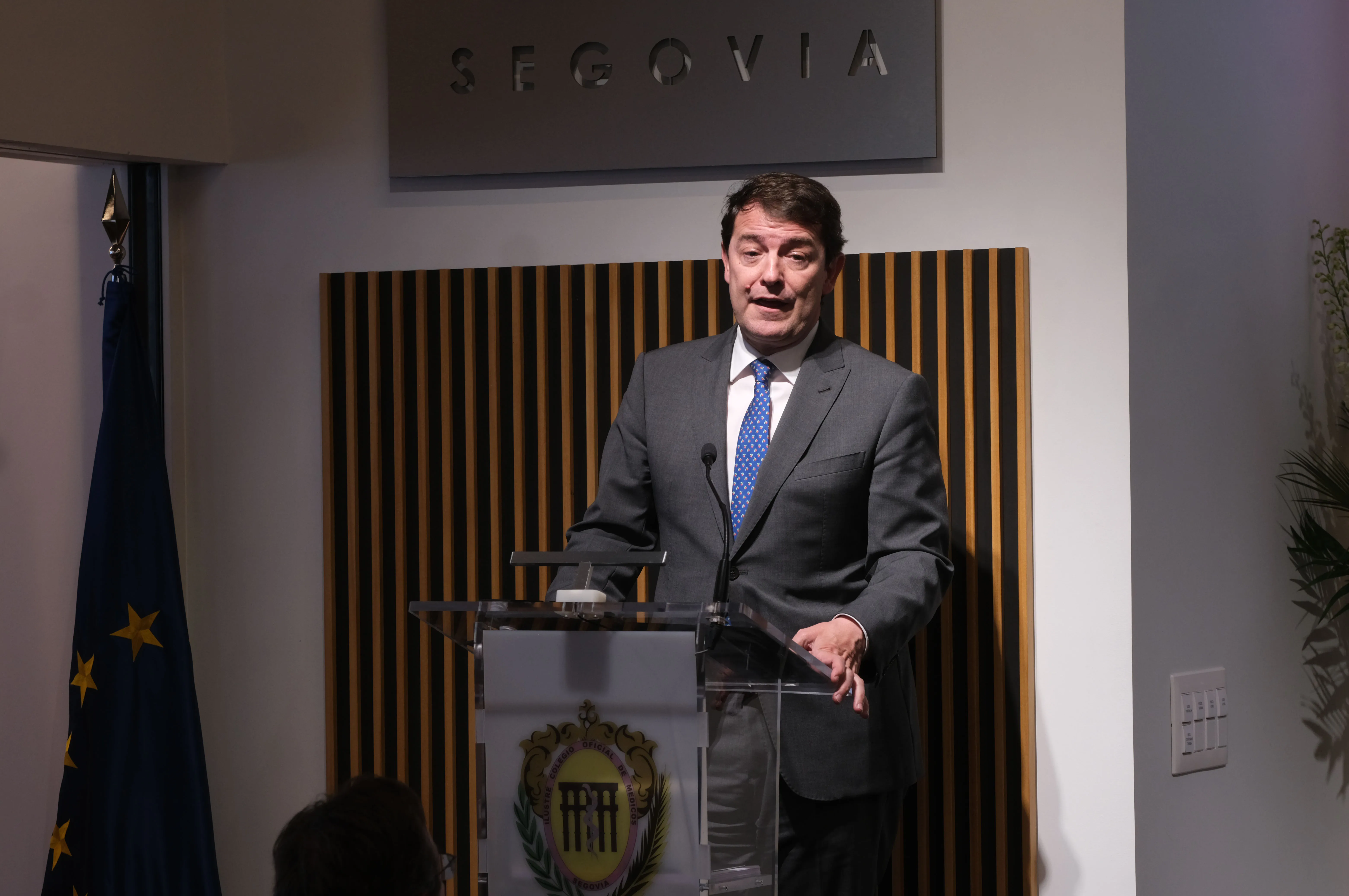 Mañueco asegura que pondrá toda la carne en el asador para conseguir una gran pacto por la Sanidad en CyL