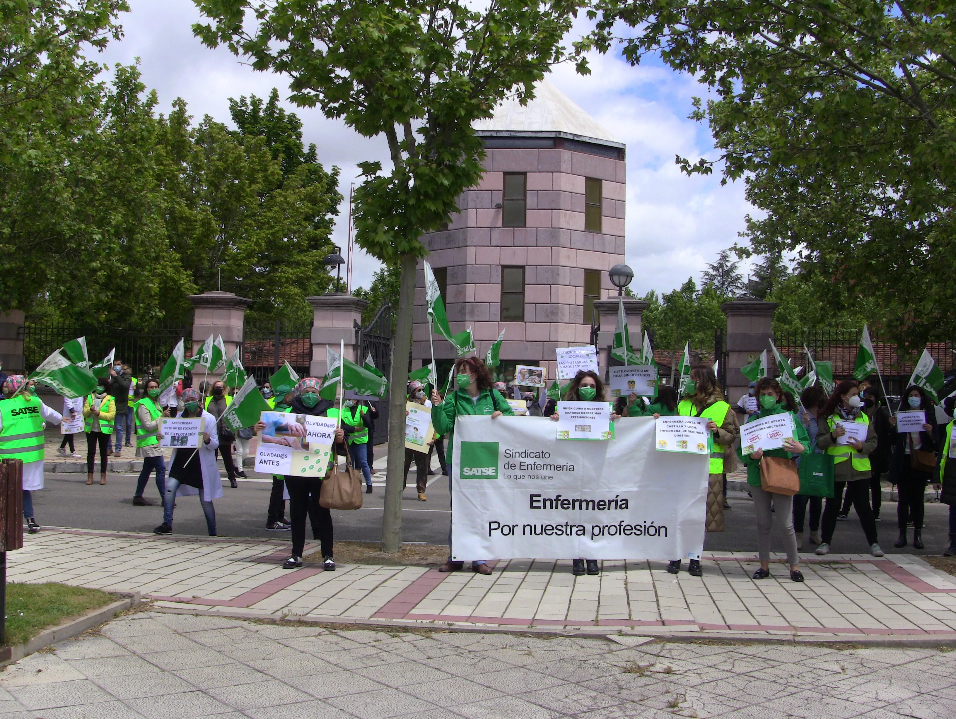 SATSE Castilla y León exige a Sacyl que adopte medidas urgentes: Las enfermeras vuelven a ser los profesionales más agredidos