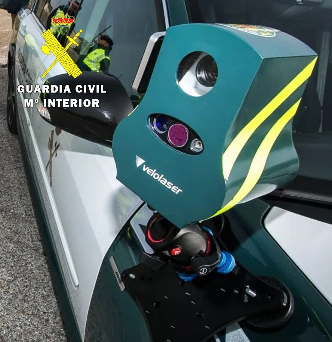 Detectado un vehículo que circulaba a 210 km/h por la A-1