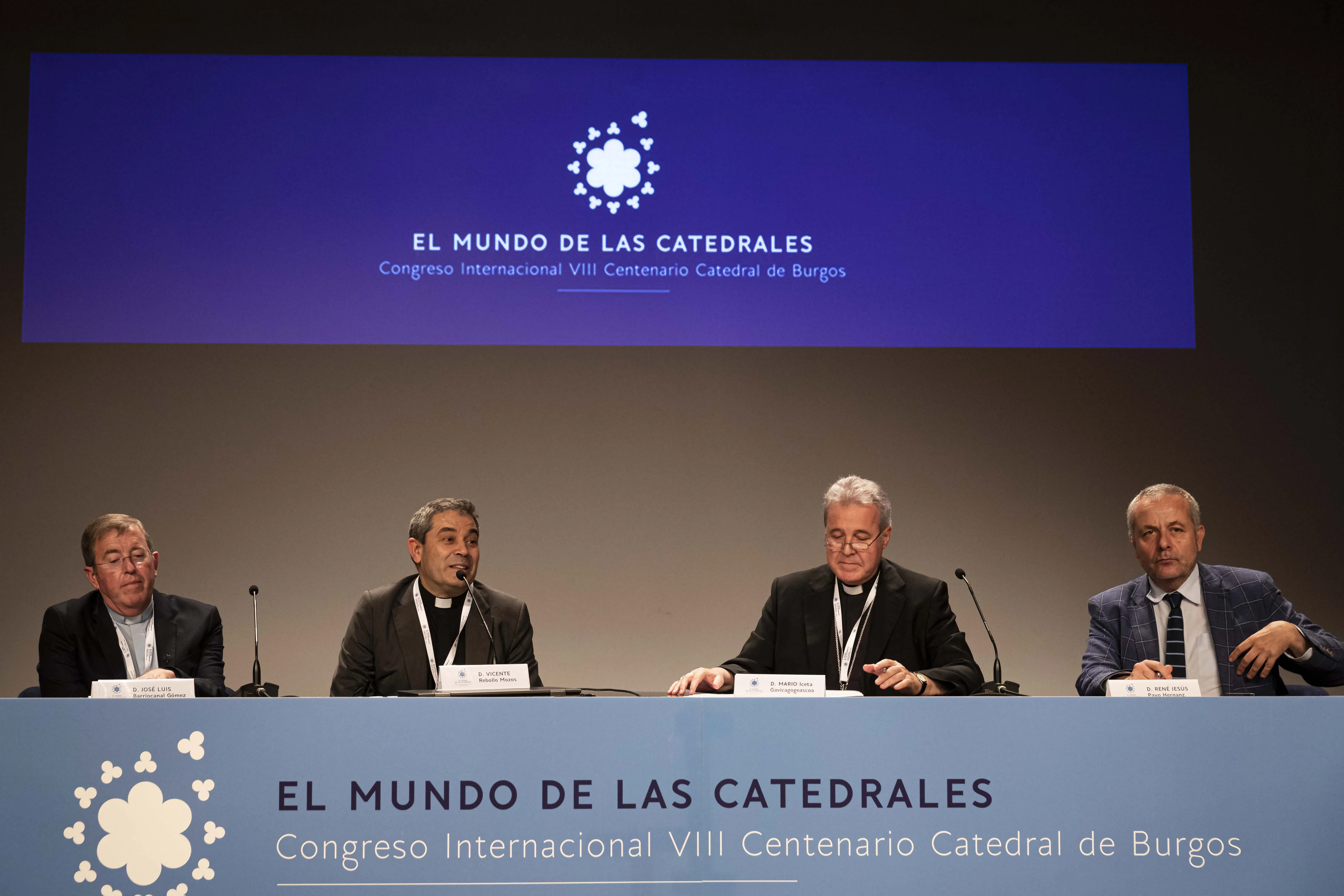 Finaliza el congreso que ha convertido Burgos en el gran centro mundial de reﬂexión sobre las catedrales