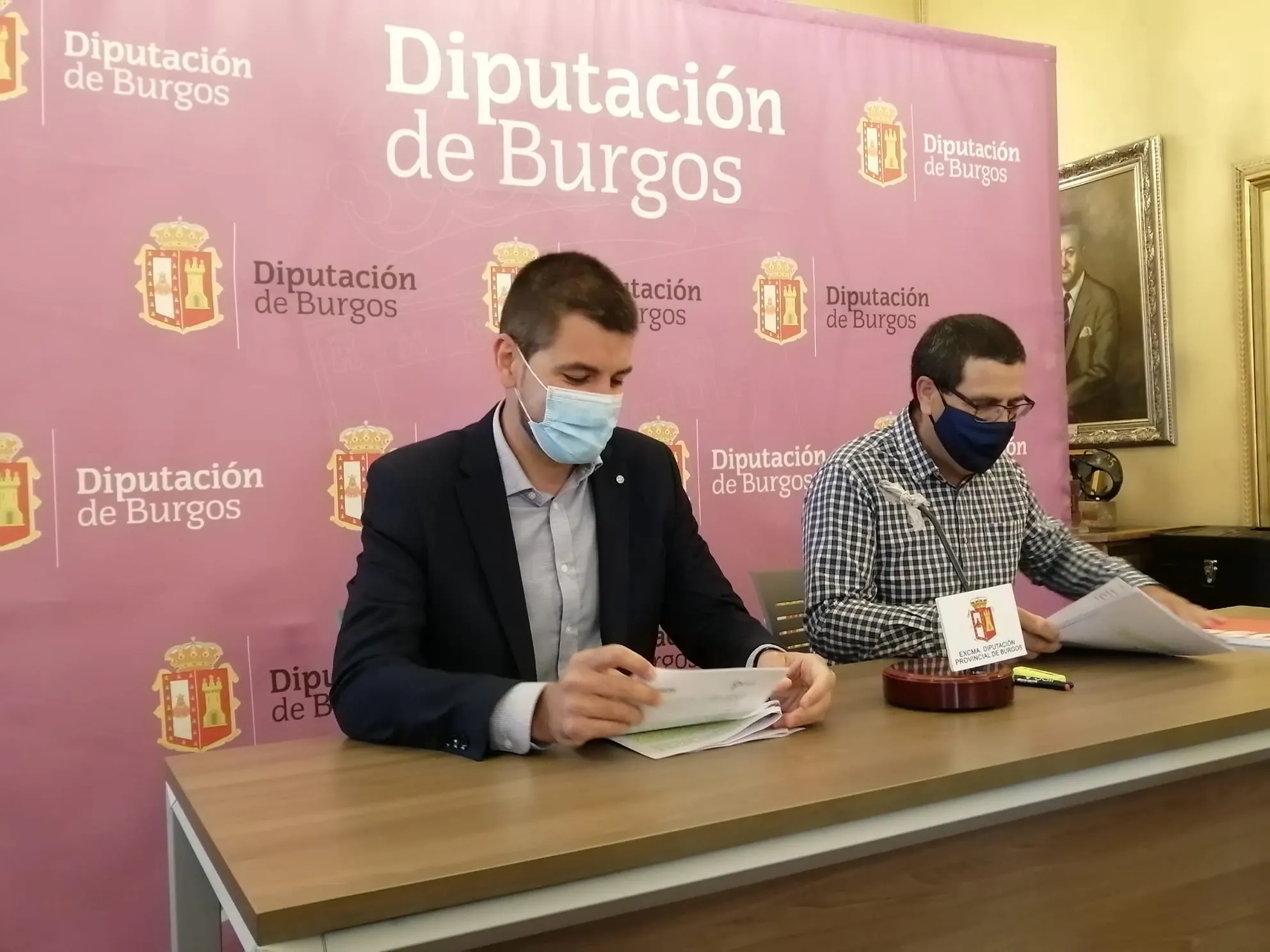 Lezcano pide a la Diputación que aclare si cobrará a los ayuntamientos las mascarillas que repartió en 2020