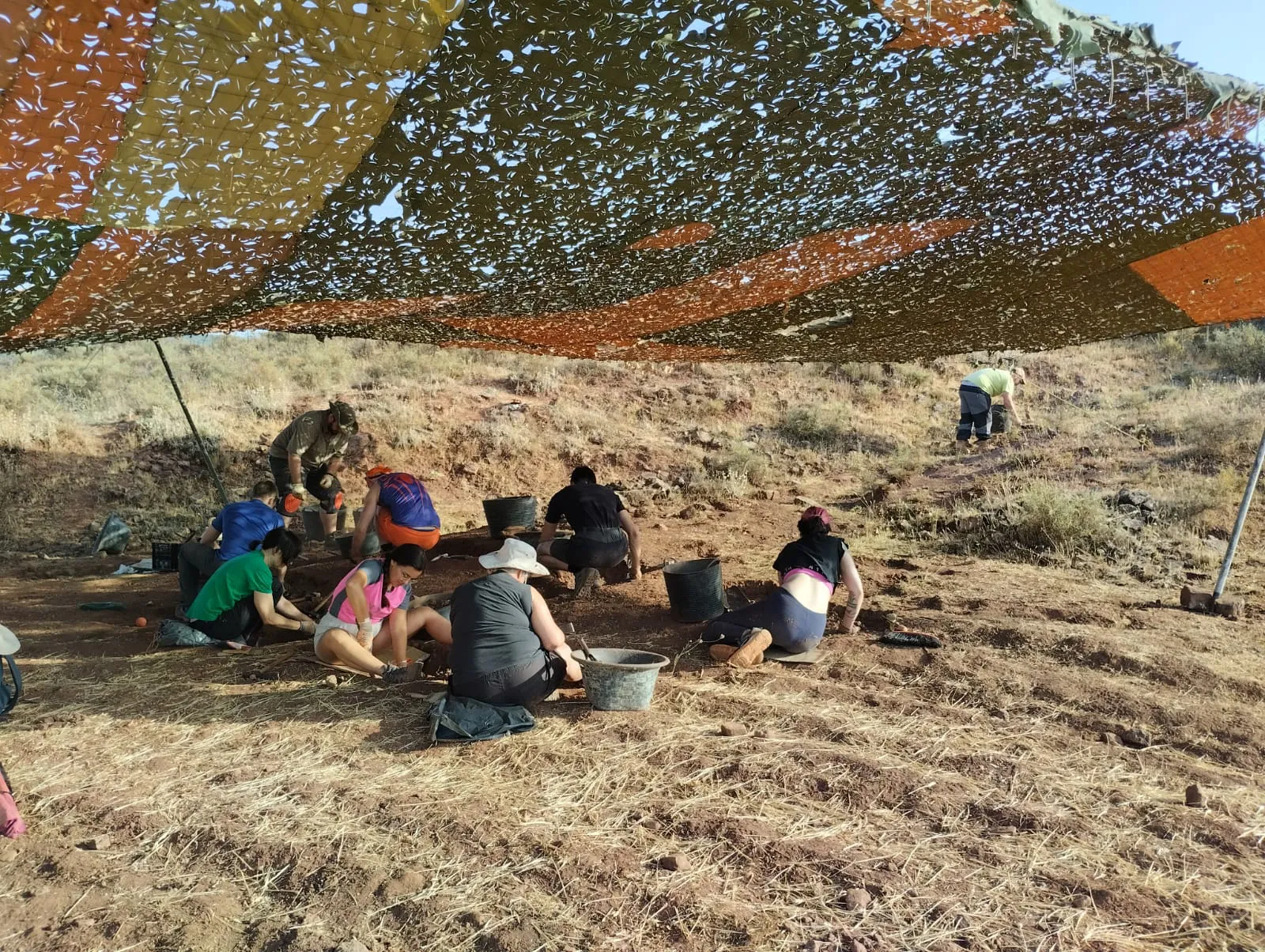 Recuperan nuevos hallazgos fósiles del Cretácico en la campaña 2022 de excavaciones de dinosaurios en la Sierra de la Demanda