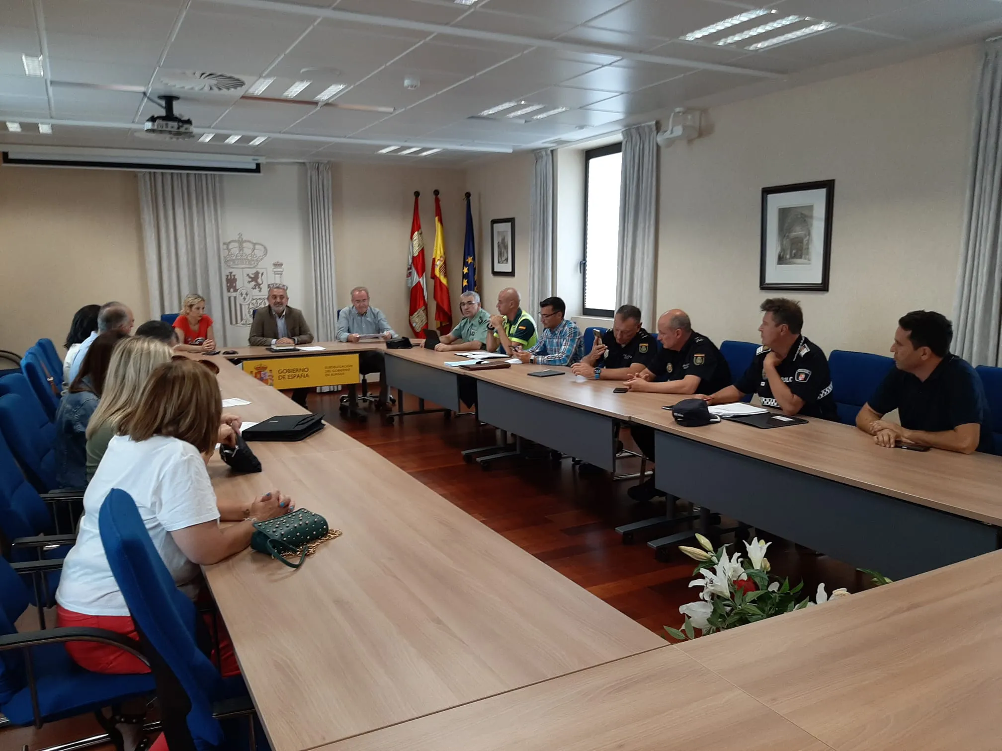 De la Fuente destaca la organización ejemplar de la Vuelta Ciclista a Burgos